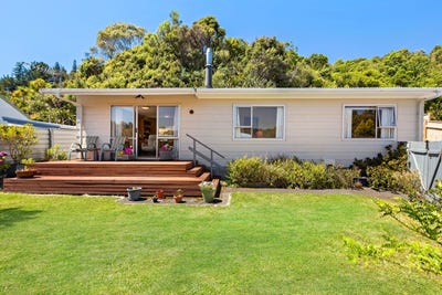 /international/nz/7-takanini-grove-stokes-valley-lower-hutt-city-380066121113/