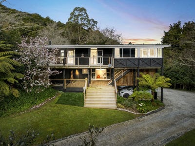 /international/nz/86-upper-waiwera-road-puhoi-rodney-380066114672/