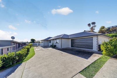 /international/nz/155-rosehearty-place-te-awamutu-waipa-380066169053/