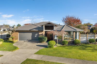 /international/nz/38-endeavour-street-riversdale-marlborough-380066118167/
