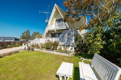 /international/nz/14-pitman-place-waimate-canterbury-380066118699/