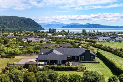 /international/nz/3-lacebark-drive-kinloch-taupo-380066090270/