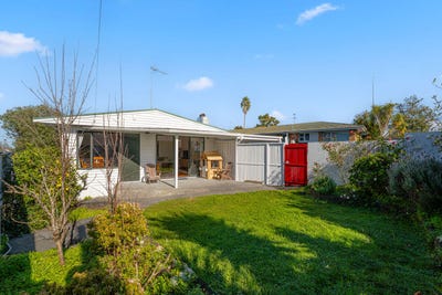 /international/nz/267-kepa-road-mission-bay-auckland-380066104110/