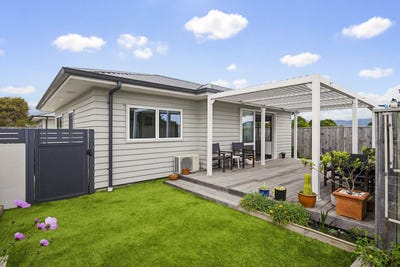 /international/nz/17-waerenga-road-otaki-kapiti-coast-380066097424/