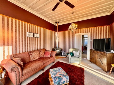 /international/nz/18-wansbeck-street-oamaru-waitaki-380066177958/