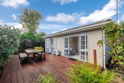 /international/nz/3-dominion-street-takapuna-north-shore-city-380066168066/