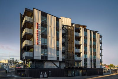 /international/nz/1-enfield-street-mount-eden-auckland-city-380066097090/