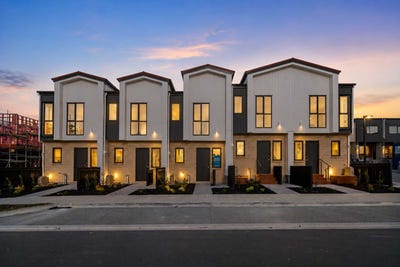 /international/nz/16-papatahi-lane-flat-bush-manukau-city-380066178755/
