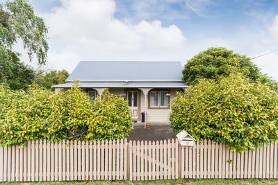 /international/nz/76-stanford-street-south-ashhurst-palmerston-north-city-380066089524/
