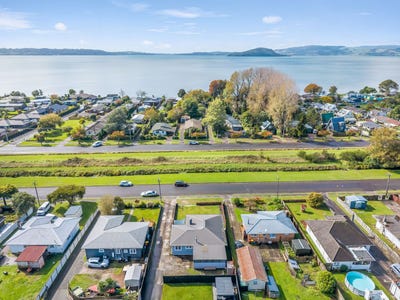 /international/nz/19-caledonia-road-ngongotaha-rotorua-380066098456/