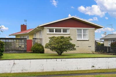 /international/nz/18-deanwell-avenue-deanwell-hamilton-city-380066177426/