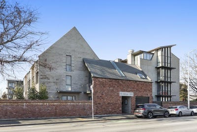 /international/nz/868-colombo-street-christchurch-central-christchurch-city-380066116909/