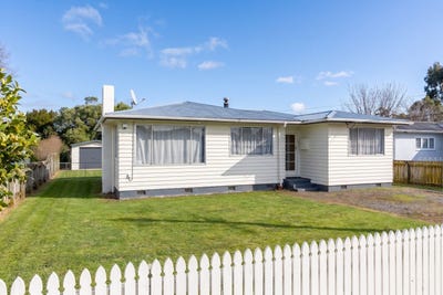 /international/nz/71-victoria-street-carterton-wairarapa-380066170201/