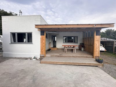 /international/nz/22-charles-street-takapau-central-hawkes-bay-380066100397/