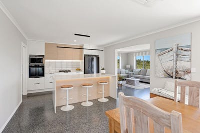 /international/nz/116-stratford-drive-cable-bay-far-north-380066096259/