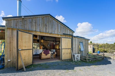 /international/nz/957-bull-road-paparoa-kaipara-380066086085/