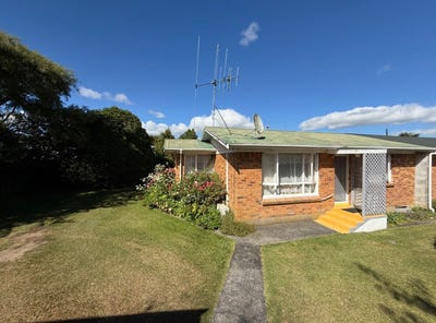 /international/nz/9-kowhai-place-tokoroa-south-waikato-380066089600/