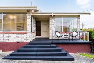 /international/nz/64-hunt-street-andersons-bay-dunedin-city-380066101218/