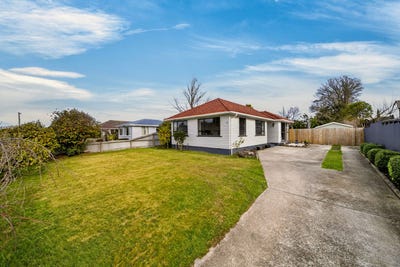 /international/nz/25-olivine-street-shirley-christchurch-city-380066168126/