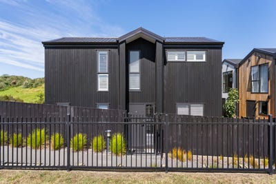 /international/nz/ninth-view-avenue-beachlands-manukau-city-380066110395/