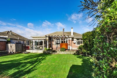 /international/nz/66-totara-street-newfield-invercargill-city-380066172259/