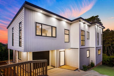 /international/nz/titirangi-waitakere-city-380066124771/