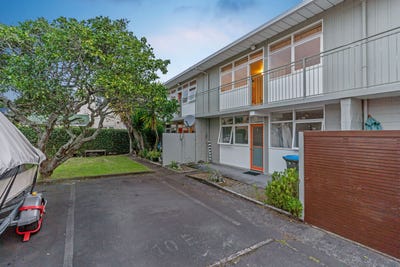 /international/nz/10-graysons-lane-mount-eden-auckland-city-380066098903/