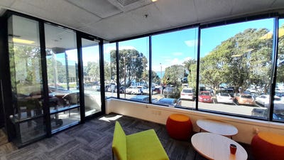 /international/nz/95-hurstmere-road-takapuna-north-shore-city-380066145099/