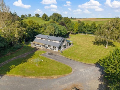 /international/nz/1539-state-highway-1-tirau-tararua-380066106509/
