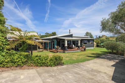 /international/nz/5461-state-highway-3-mokau-new-plymouth-380066179802/