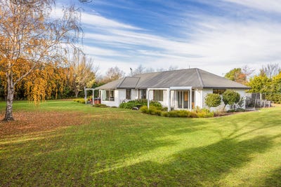 /international/nz/6-cedar-place-amberley-hurunui-380066100466/