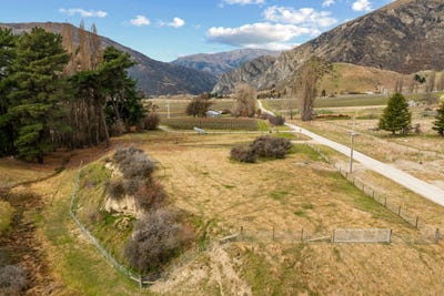 /international/nz/gibbston-queenstown-380066092831/