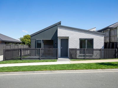 /international/nz/fitzroy-hamilton-city-380066105018/