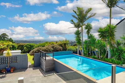 /international/nz/4-range-road-swanson-waitakere-city-380066106995/