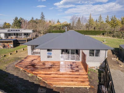 /international/nz/23-manse-road-pleasant-point-timaru-380066105338/