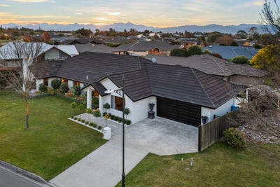 /international/nz/54-ashwood-drive-witherlea-marlborough-380066099371/