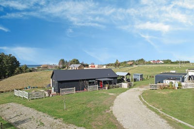 /international/nz/231-reservoir-road-oamaru-waitaki-380066182837/