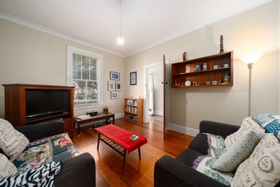 /international/nz/34-randwick-crescent-moera-waitaki-380066093355/