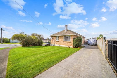 /international/nz/40-kohekohe-crescent-meremere-waikato-380066179085/