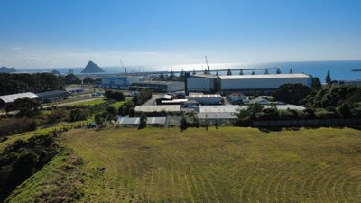 /international/nz/69-breakwater-road-moturoa-new-plymouth-380066128898/