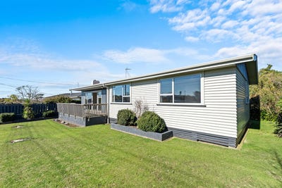 /international/nz/4-hua-street-bell-block-new-plymouth-380066119989/