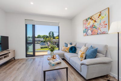 /international/nz/70-killarney-street-takapuna-north-shore-city-380066102947/
