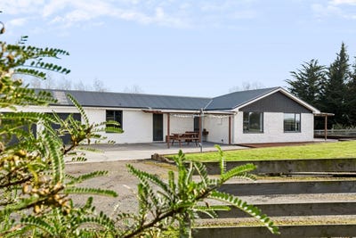 /international/nz/1782-hillfoot-road-balclutha-clutha-380066172282/
