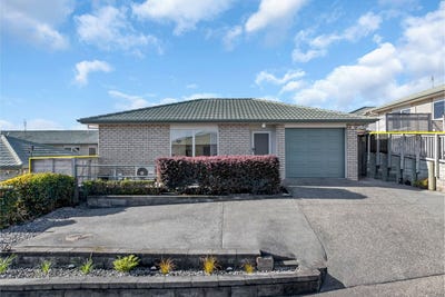 /international/nz/8-village-place-tuakau-franklin-380066119259/