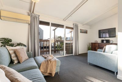 /international/nz/25-winchester-street-merivale-christchurch-city-380066092424/