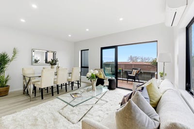 /international/nz/bucklands-beach-manukau-city-380066083803/