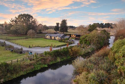 /international/nz/550-marshland-road-styx-canterbury-380066080673/