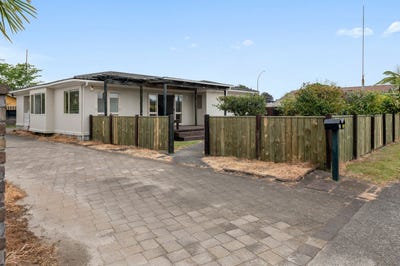 /international/nz/glenholme-rotorua-380066099110/