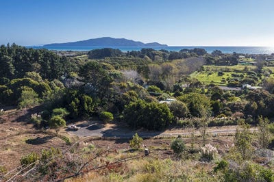 /international/nz/191-peka-peka-road-peka-peka-kapiti-coast-380066103412/