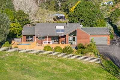 /international/nz/703-coatesville-riverhead-highway-riverhead-rodney-380066102255/